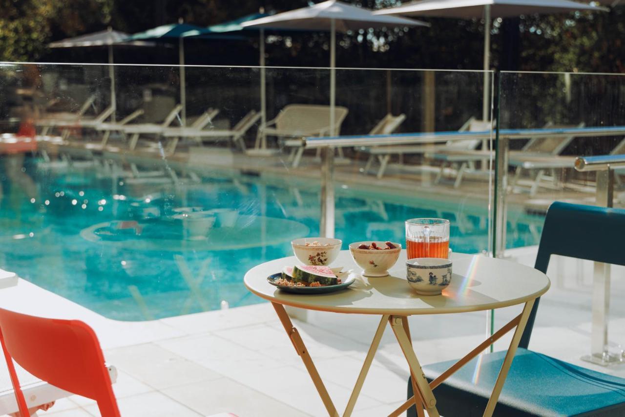 Greet Hotel La Rochelle Centre ภายนอก รูปภาพ