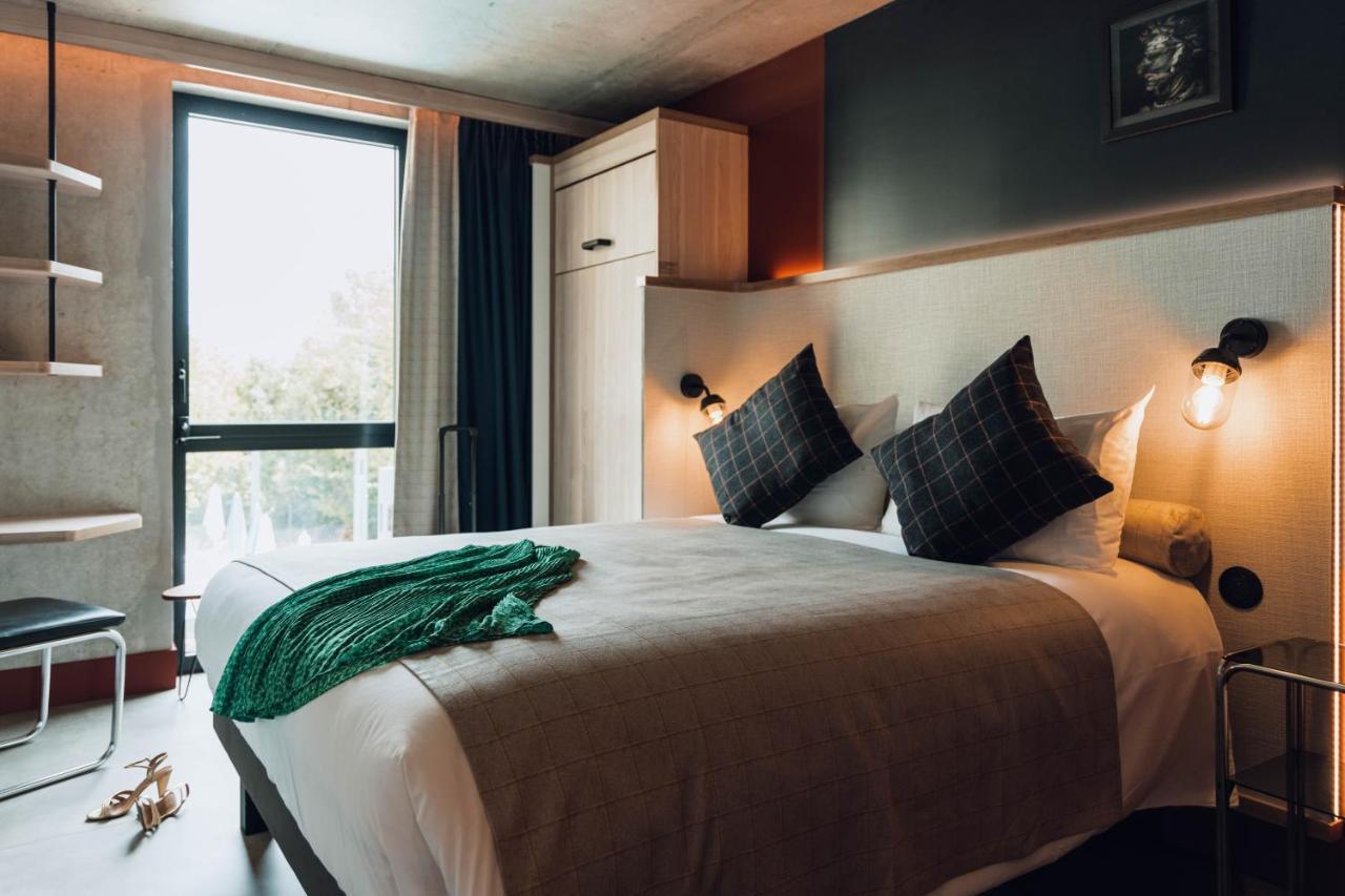 Greet Hotel La Rochelle Centre ภายนอก รูปภาพ