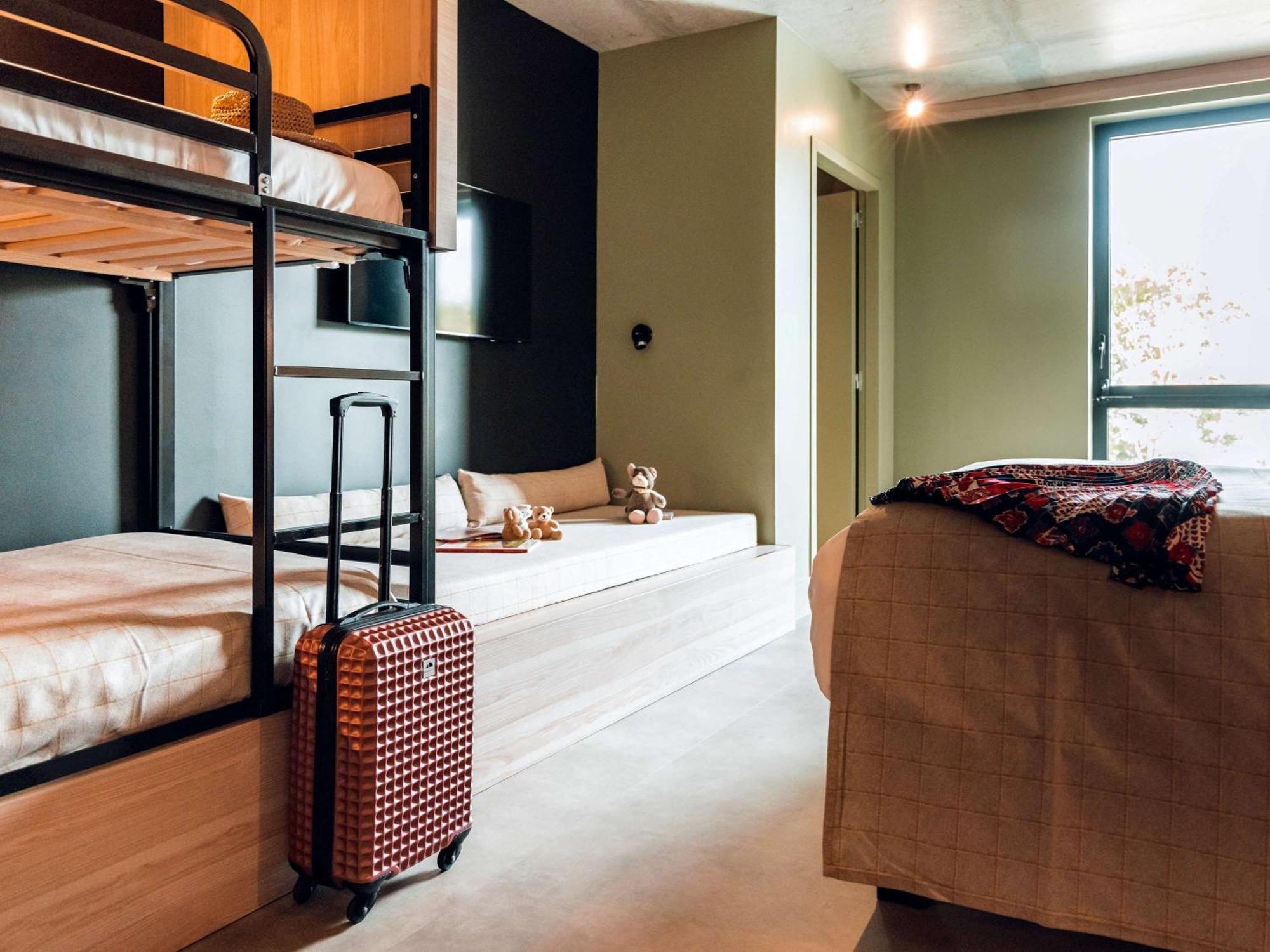 Greet Hotel La Rochelle Centre ภายนอก รูปภาพ