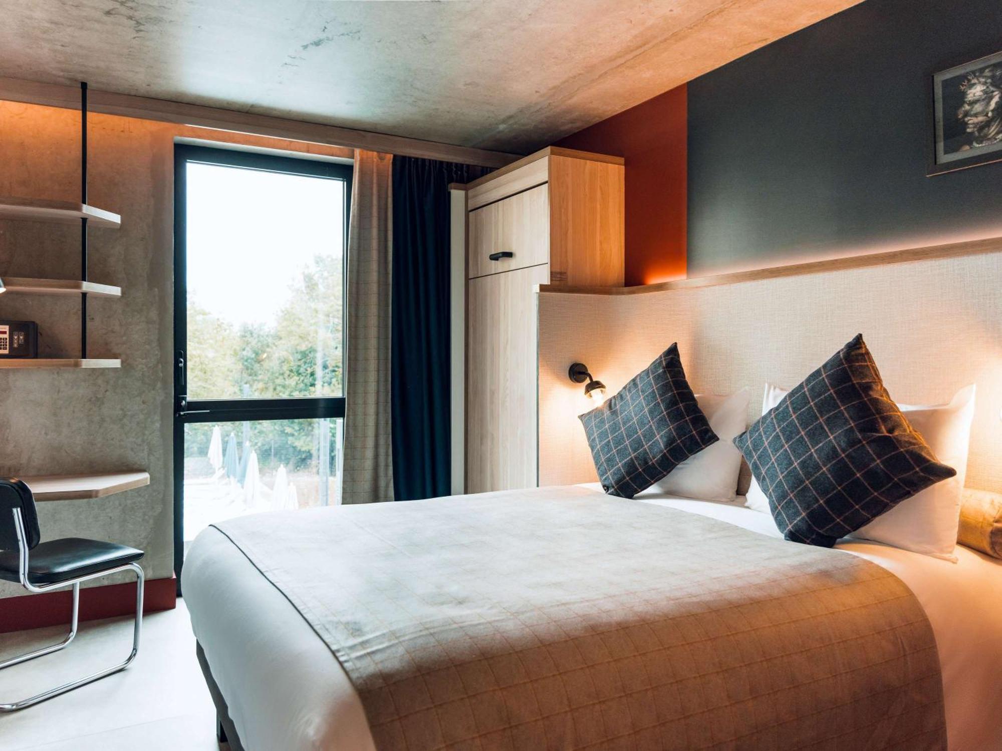 Greet Hotel La Rochelle Centre ภายนอก รูปภาพ
